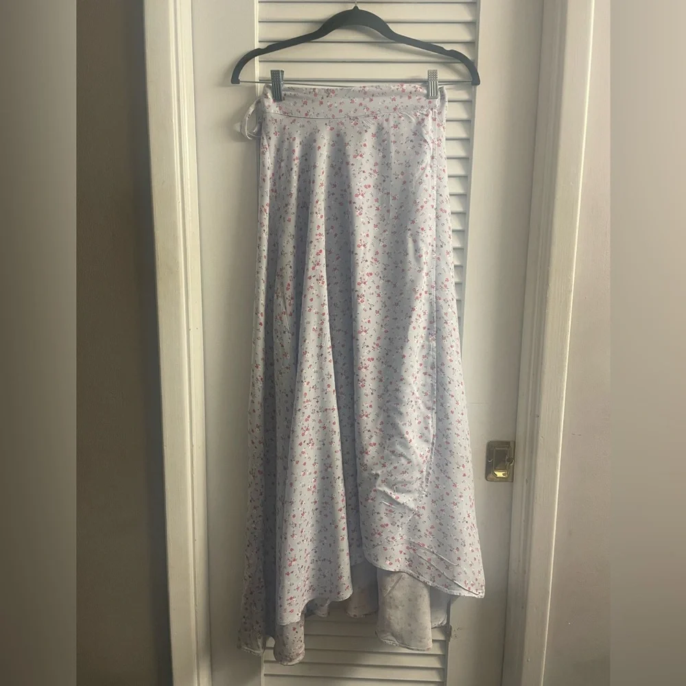 Denim & Supply Ralph Lauren Size small full wrap maxi skirt.Light weight & flowy - Picture 2 of 12